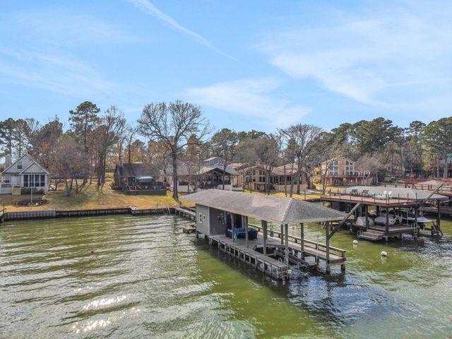 81 Harbour Point Circle, Coldspring, TX 77331
