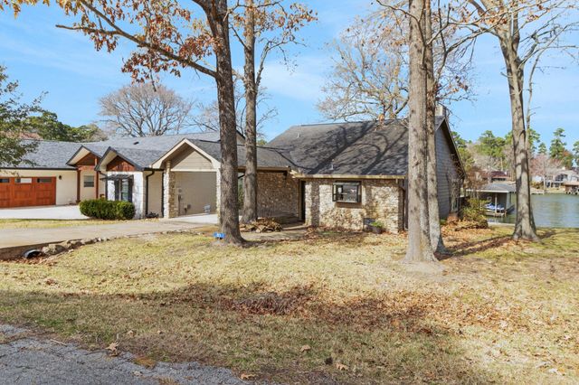 81 Harbour Point Circle, Coldspring, TX 77331
