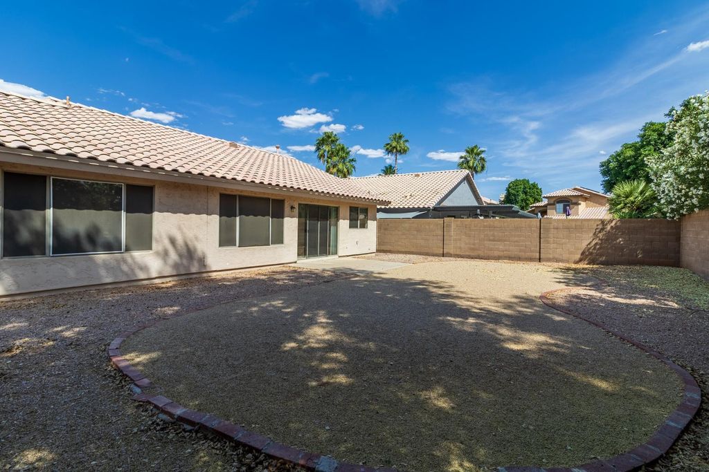 1739 E Olive Avenue, Gilbert, AZ 85234