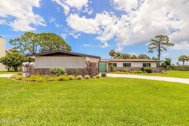 801 Fairway Drive, New Smyrna Beach, FL 32168