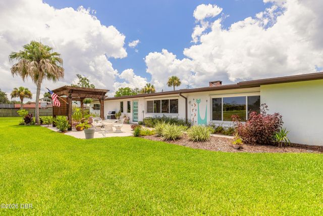 801 Fairway Drive, New Smyrna Beach, FL 32168