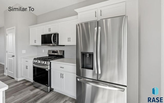 2213 E Alexa St Street, Brandon, SD 57005
