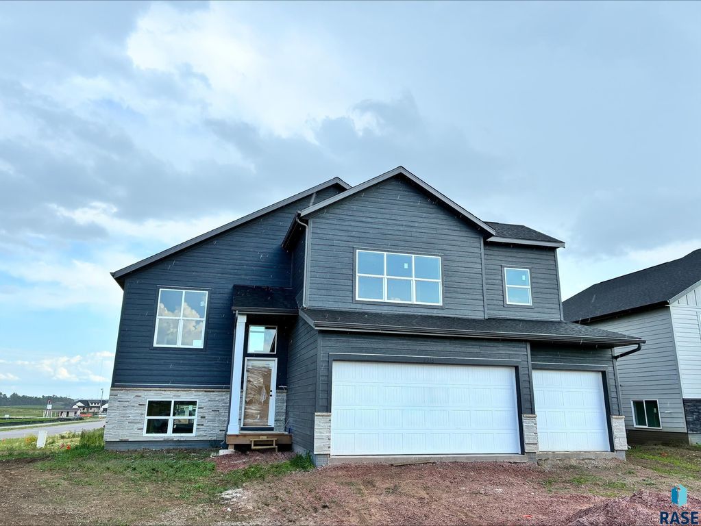 2213 E Alexa St Street, Brandon, SD 57005