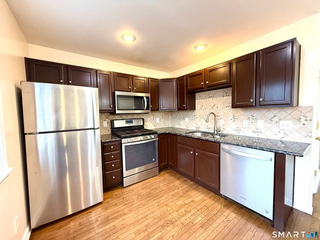 15 Scuppo Road 603, Danbury, CT 06811