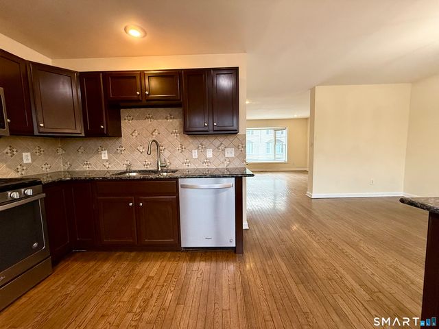 15 Scuppo Road 603, Danbury, CT 06811