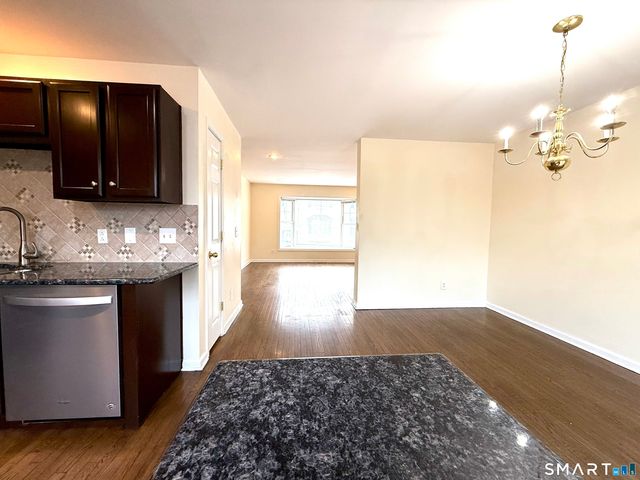 15 Scuppo Road 603, Danbury, CT 06811
