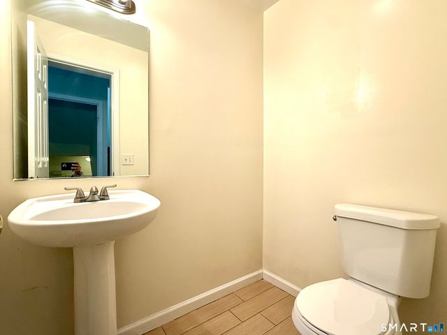 15 Scuppo Road 603, Danbury, CT 06811