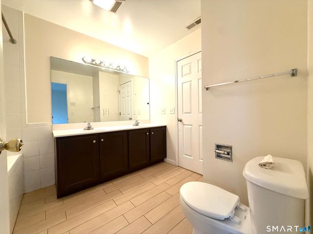 15 Scuppo Road 603, Danbury, CT 06811