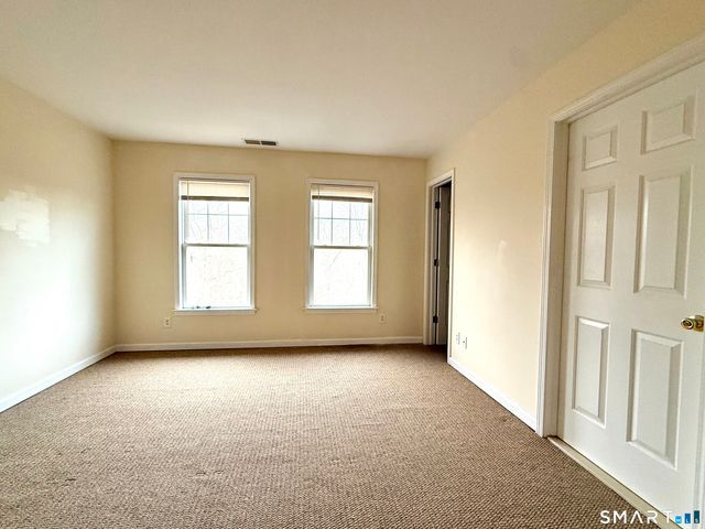 15 Scuppo Road 603, Danbury, CT 06811