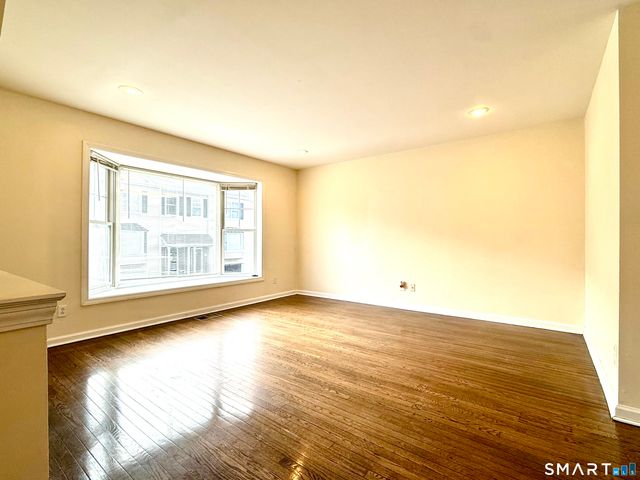 15 Scuppo Road 603, Danbury, CT 06811