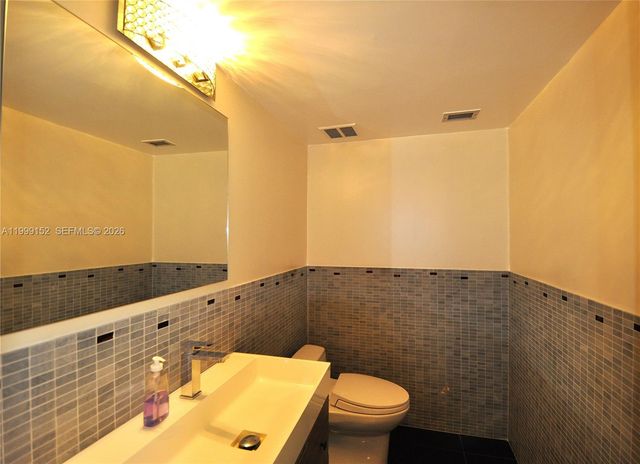 2030 S Ocean Dr 803, Hallandale Beach, FL 33009