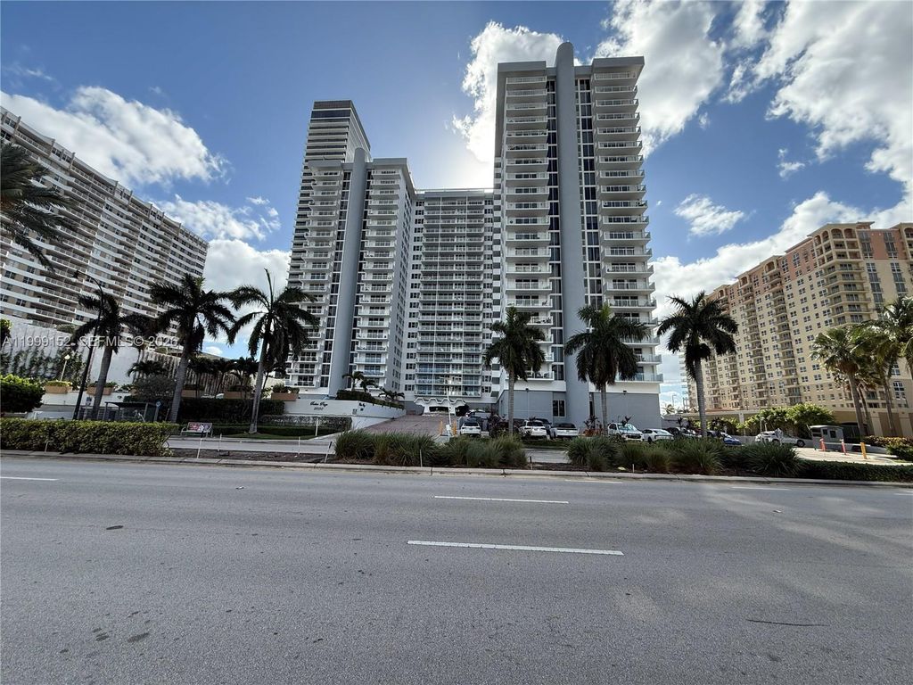 2030 S Ocean Dr 803, Hallandale Beach, FL 33009