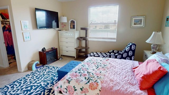 2571 LAURENTINA LANE, Cape Coral, FL 33909