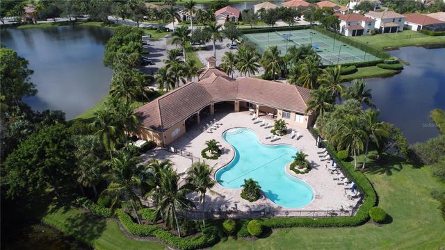 2571 LAURENTINA LANE, Cape Coral, FL 33909