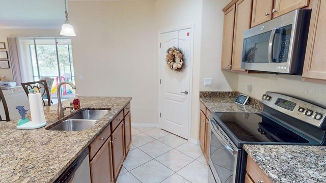 2571 LAURENTINA LANE, Cape Coral, FL 33909