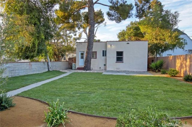 822 Monterey, Glendale, CA 91206