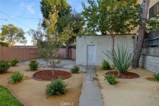 822 Monterey, Glendale, CA 91206