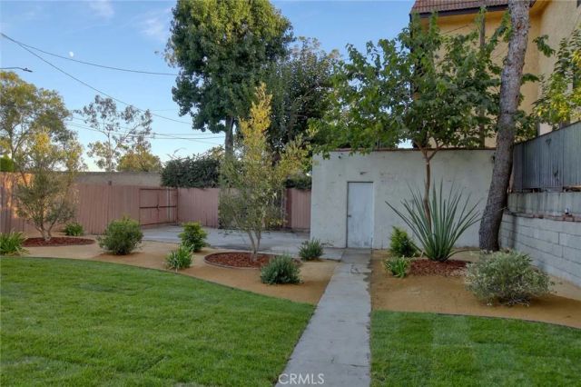 822 Monterey, Glendale, CA 91206