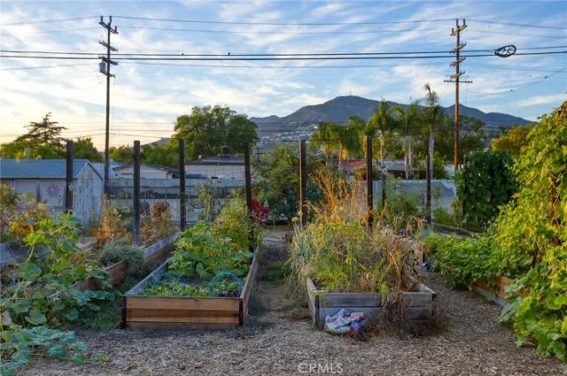 822 Monterey, Glendale, CA 91206