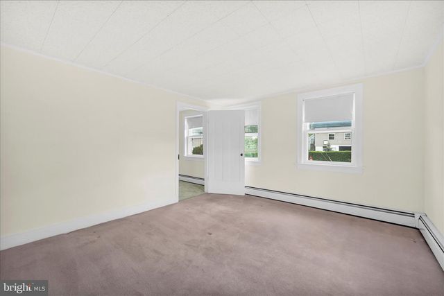141 HARRISTOWN RD, Paradise, PA 17562