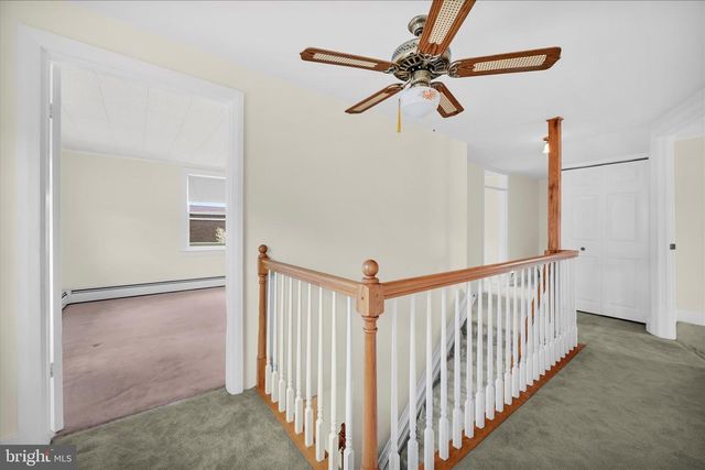 141 HARRISTOWN RD, Paradise, PA 17562