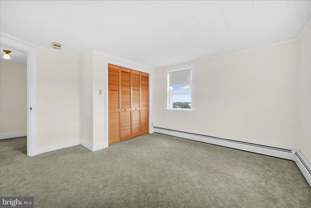 141 HARRISTOWN RD, Paradise, PA 17562