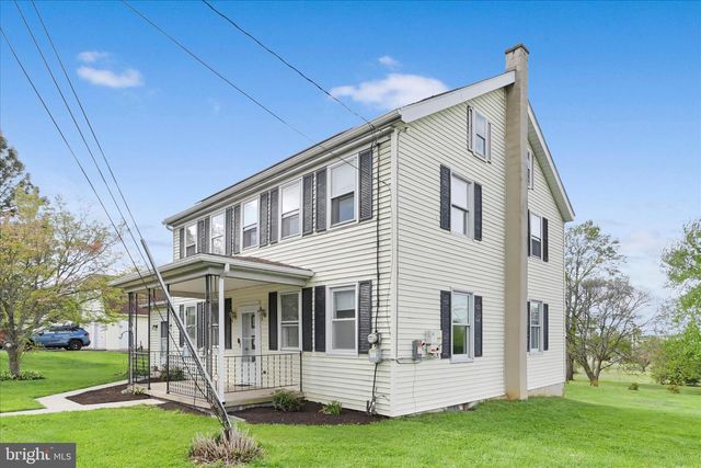 141 HARRISTOWN RD, Paradise, PA 17562