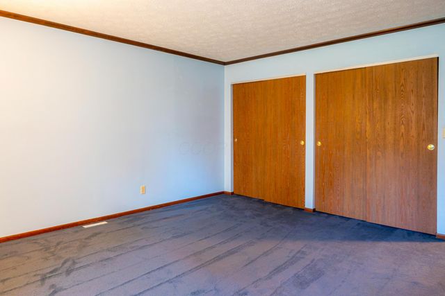 32 Buckhorn Court, Urbana, OH 43078