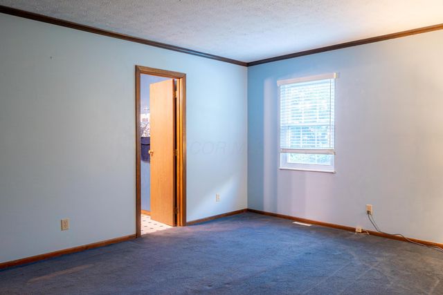 32 Buckhorn Court, Urbana, OH 43078