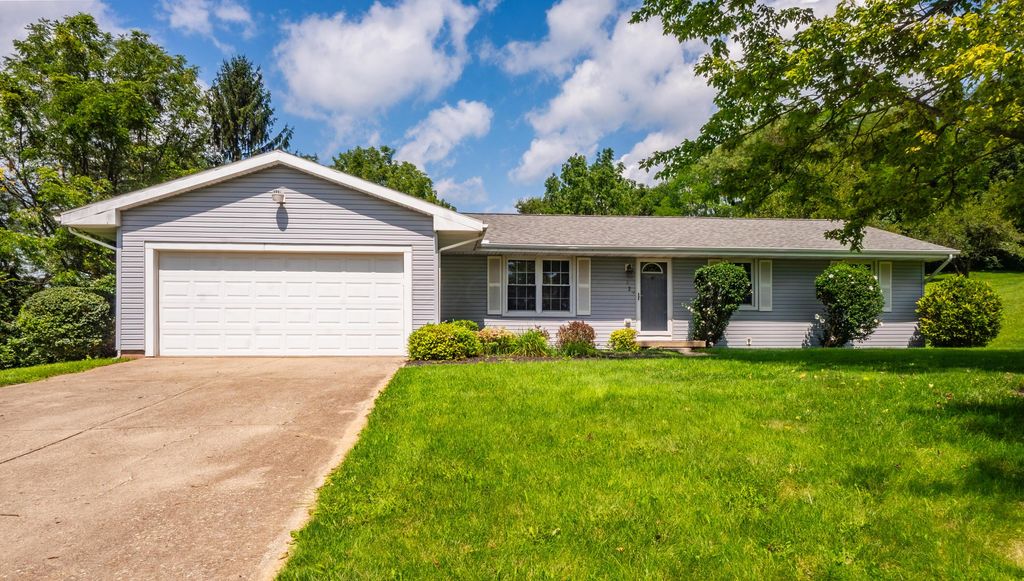 32 Buckhorn Court, Urbana, OH 43078