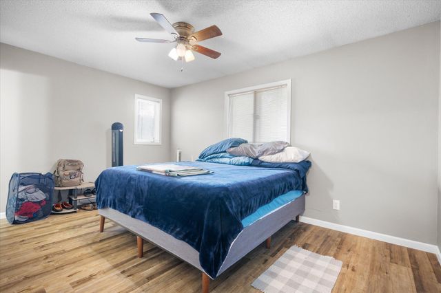 479 FOXFIRE DR, Columbia, MO 65201