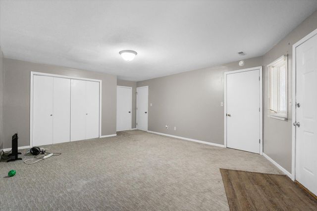 479 FOXFIRE DR, Columbia, MO 65201