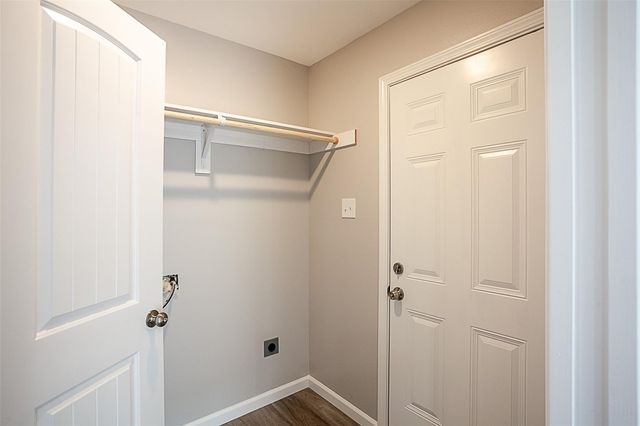 972 Park Meadow Drive, Beaumont, TX 77706