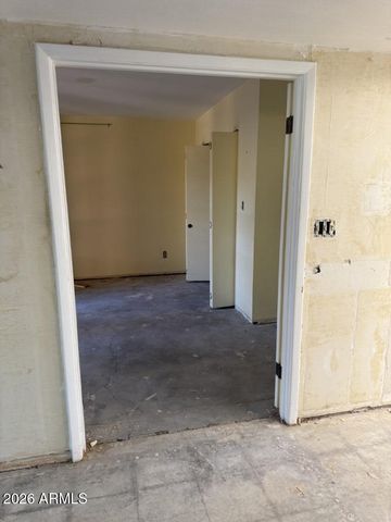 2417 E YUCCA Street, Phoenix, AZ 85028