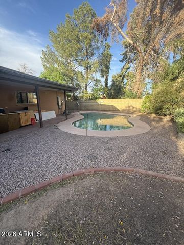2417 E YUCCA Street, Phoenix, AZ 85028