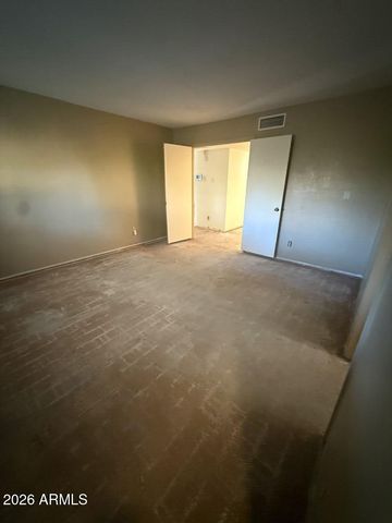 2417 E YUCCA Street, Phoenix, AZ 85028