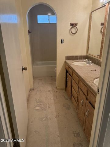 2417 E YUCCA Street, Phoenix, AZ 85028