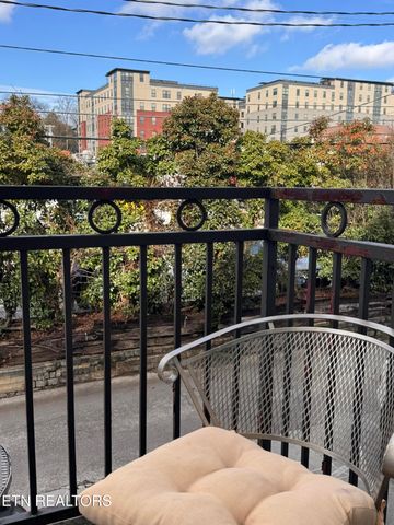 1801 Lake Ave 211, Knoxville, TN 37916