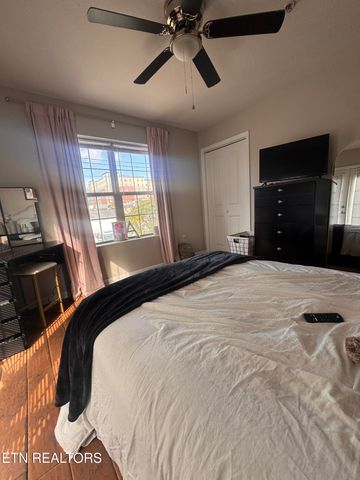 1801 Lake Ave 211, Knoxville, TN 37916