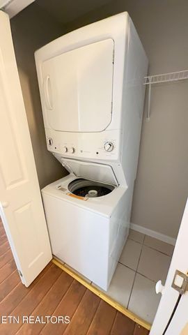 1801 Lake Ave 211, Knoxville, TN 37916