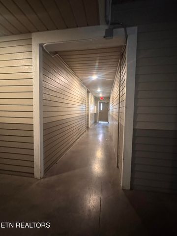 1801 Lake Ave 211, Knoxville, TN 37916