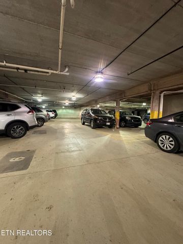 1801 Lake Ave 211, Knoxville, TN 37916