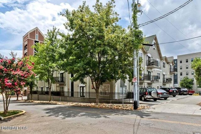 1801 Lake Ave 211, Knoxville, TN 37916