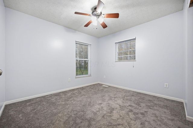 181 Brooksedge Drive, Pataskala, OH 43062