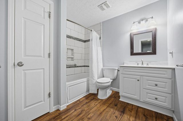 181 Brooksedge Drive, Pataskala, OH 43062