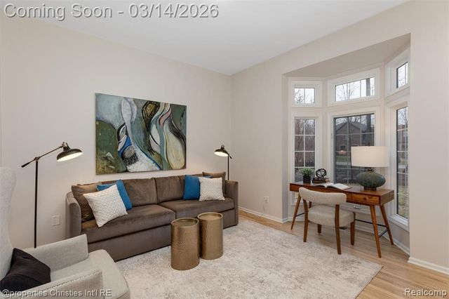 30485 Helmandale Drive, Franklin, MI 48025