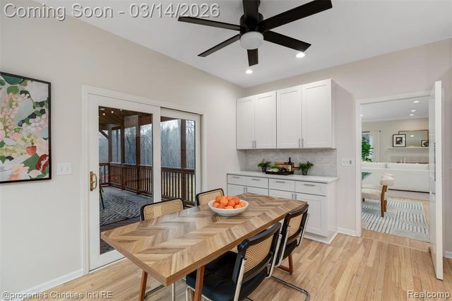 30485 Helmandale Drive, Franklin, MI 48025