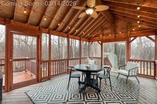 30485 Helmandale Drive, Franklin, MI 48025