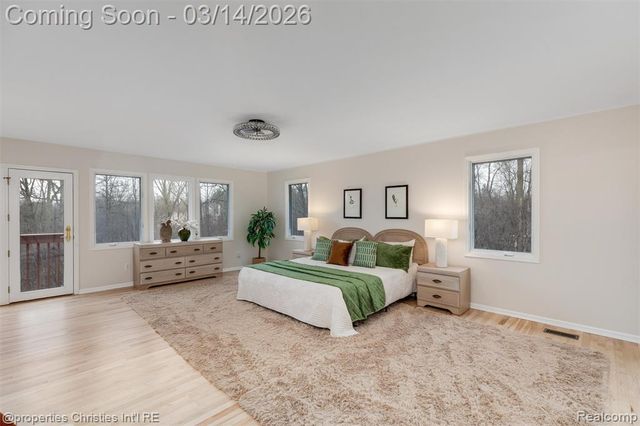 30485 Helmandale Drive, Franklin, MI 48025