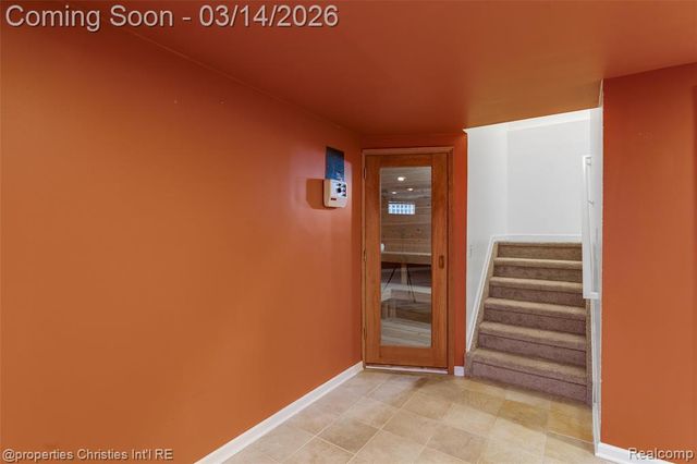 30485 Helmandale Drive, Franklin, MI 48025